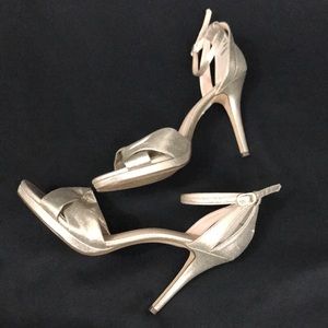 Champagne / gold  Formal Sandals 🍾